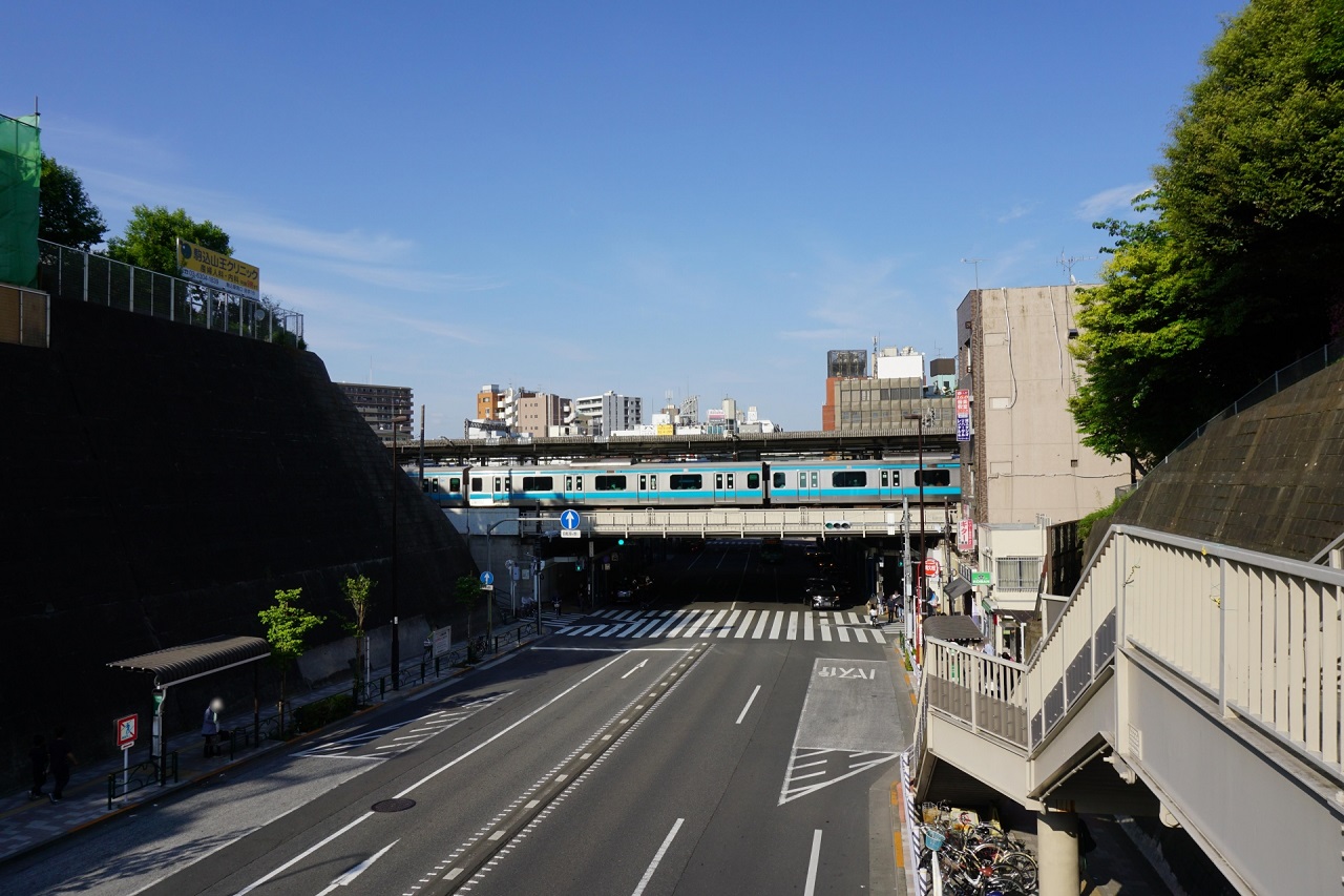สถานีนิชิ-นิปโปริ Nishi-Nippori Station