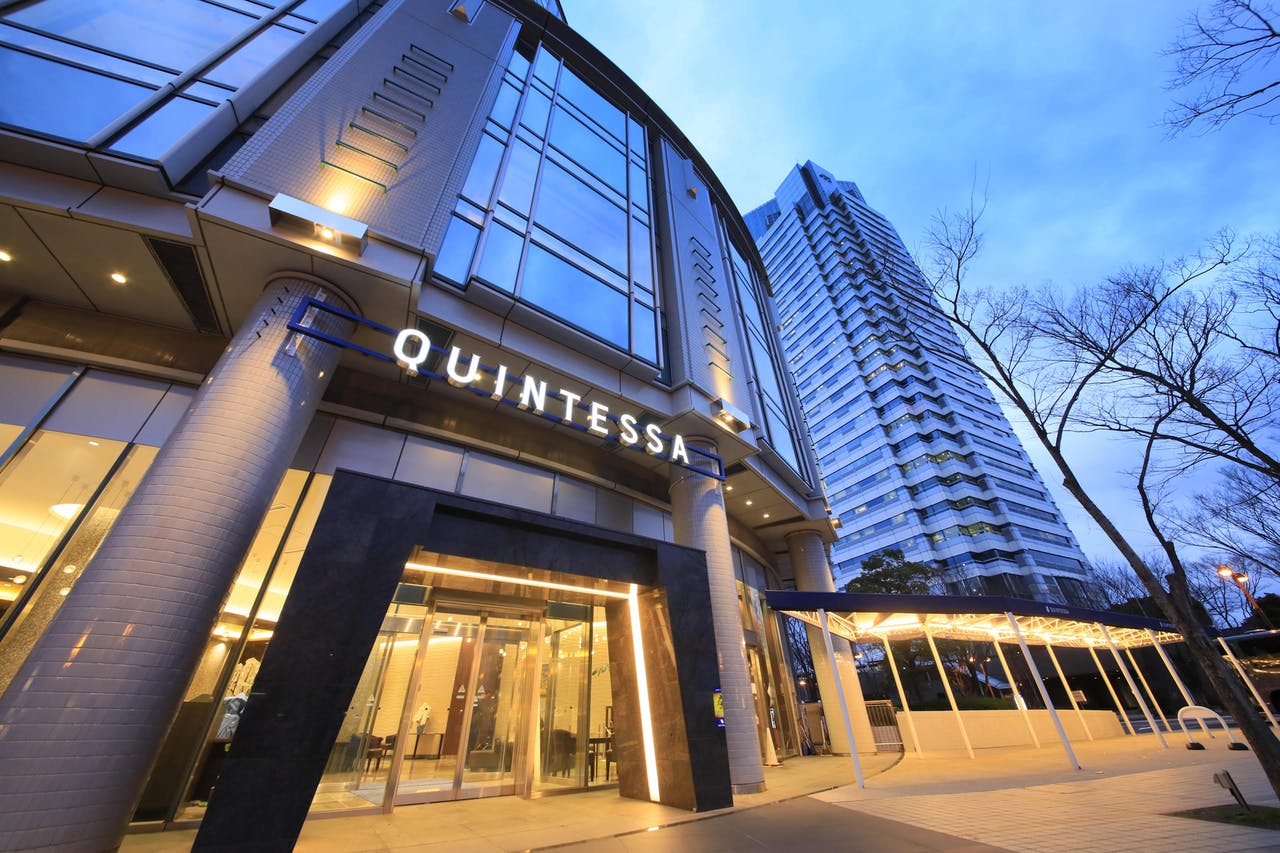 Quintessa Hotel Osaka Bay โรงแรม โอซาก้า