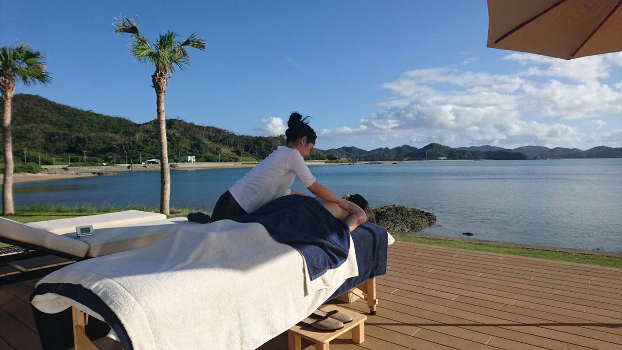 ที่พัก ซาวน่า สปาหินร้อน massage outdoor ริมทะเล