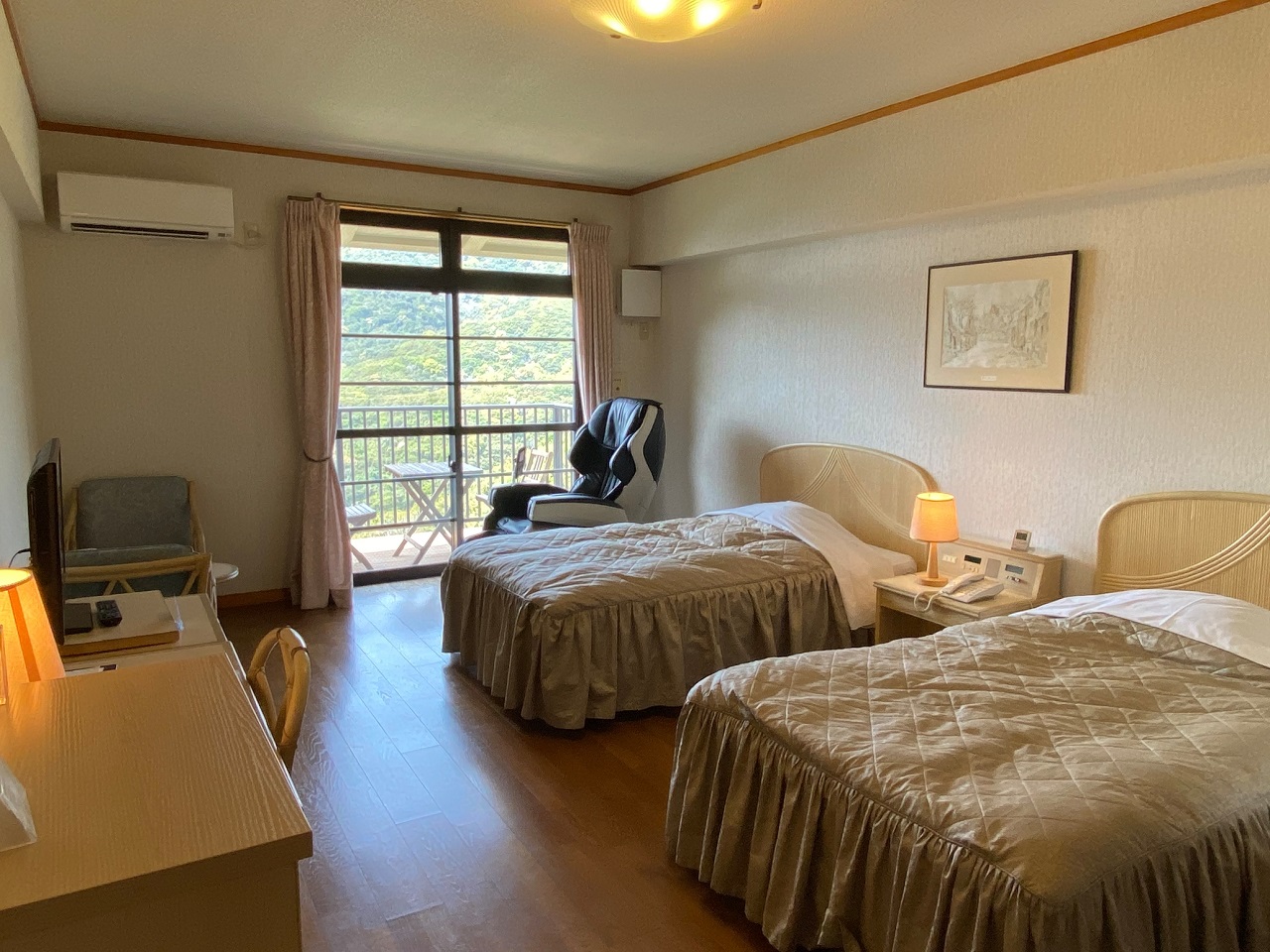 โรงแรม เกาะชิโกกุ เตียงคู่ ห้องพัก Hotel Room