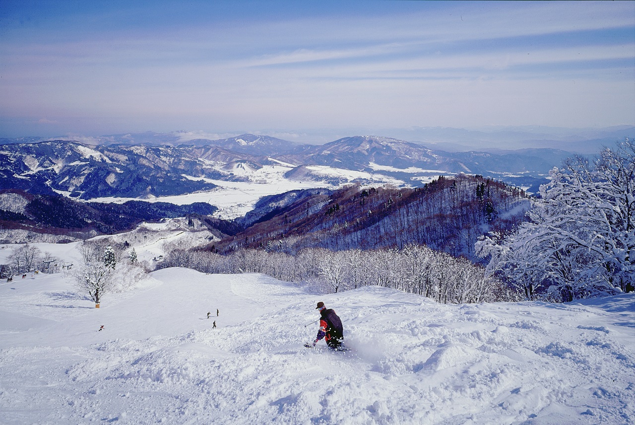 ลานสกีคันนาเบะ ที่ราบสูง Ski Toyooka