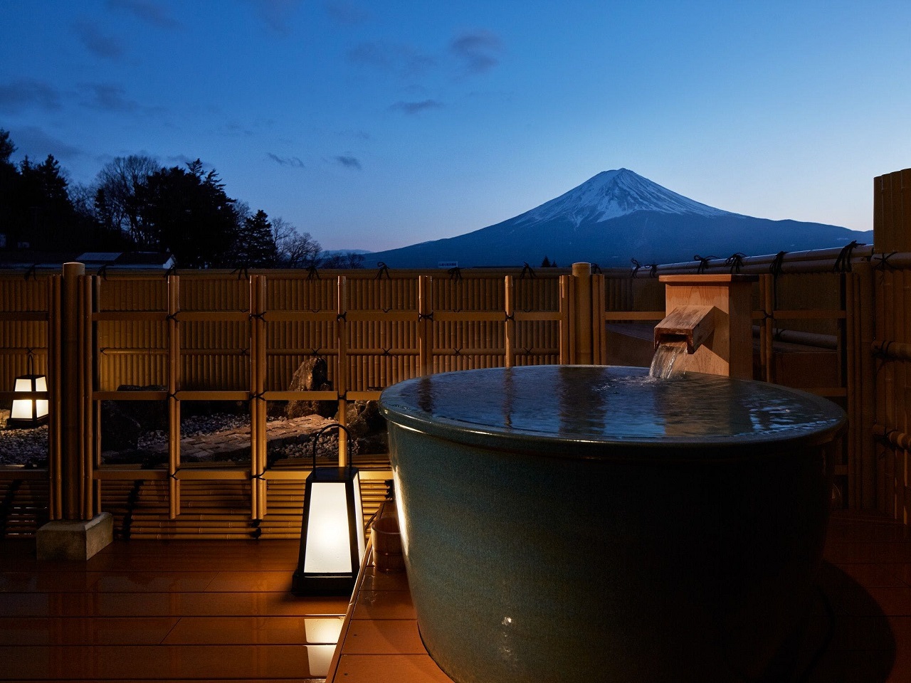น้ำพุร้อน ยามานาชิ โรงแรม ภูเขาไฟฟูจิ