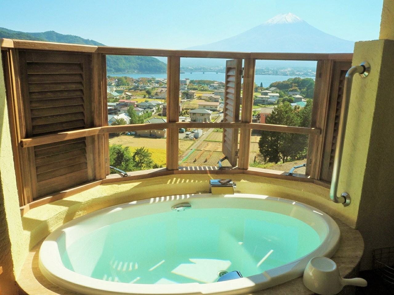 บ่อน้ำร้อน วิวฟูจิ คาวากุจิโกะ โรงแรม ภูเขาไฟฟูจิ