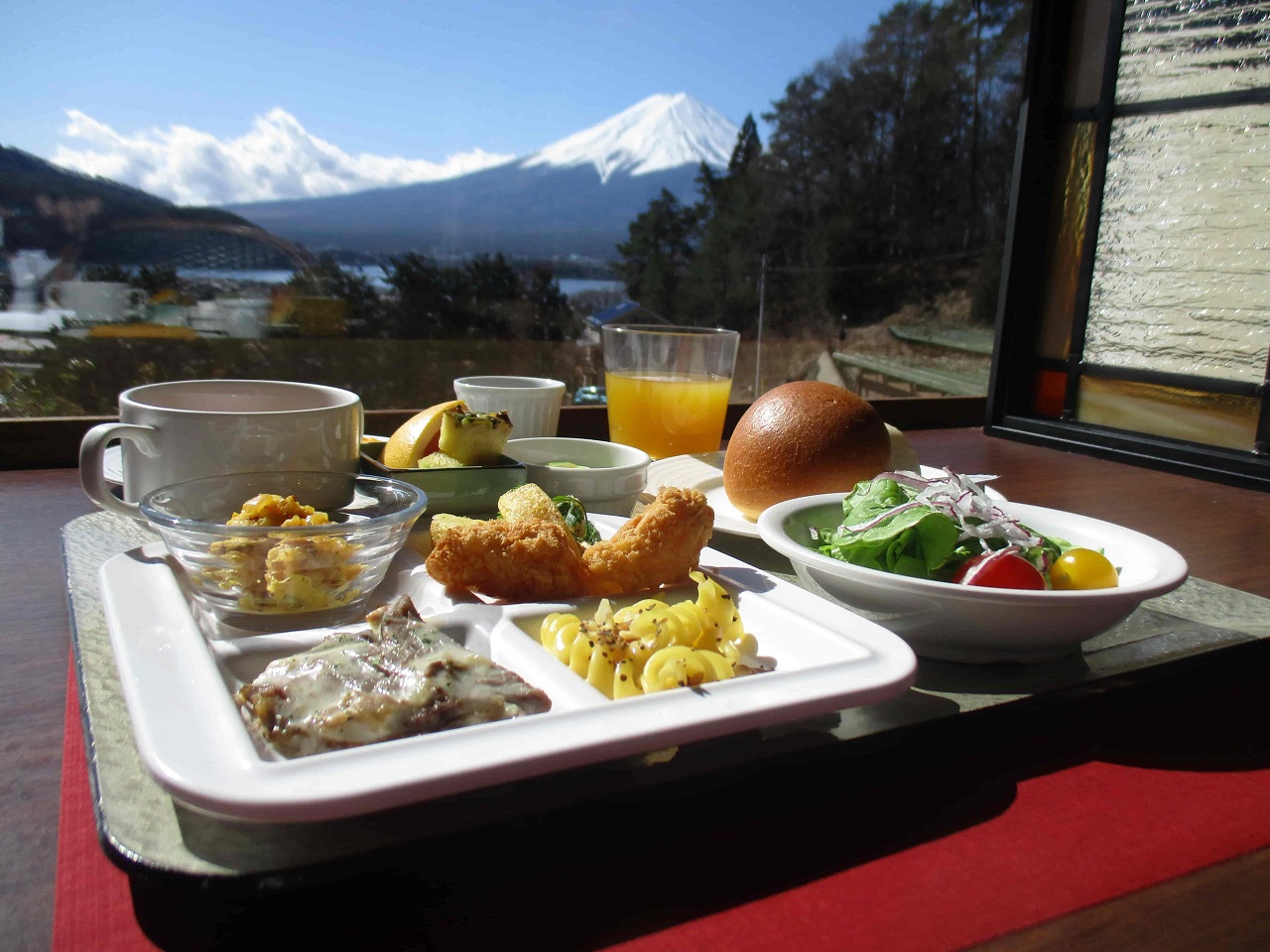 อาหารญี่ปุ่น ที่พักในยามานาชิ โรงแรม ภูเขาไฟฟูจิ