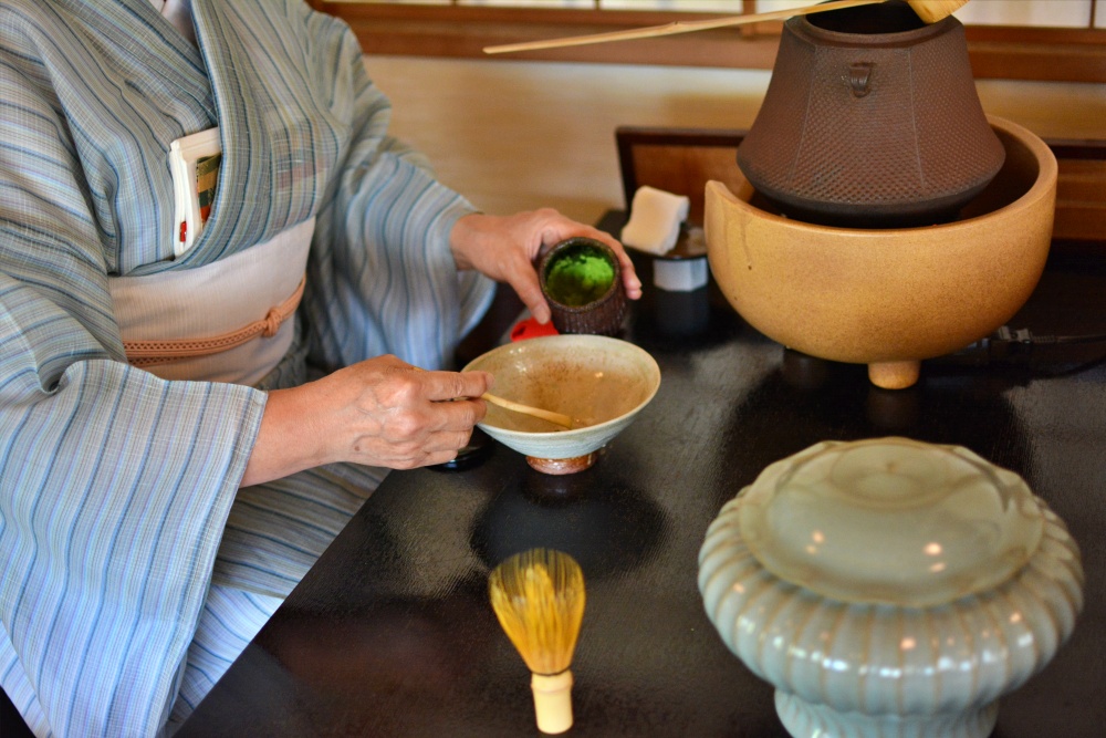 ชงชา ร้านน้ำชา โมมิจิ